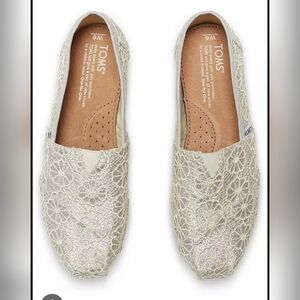 Tom's Shimmer Lace Slip-on Flats